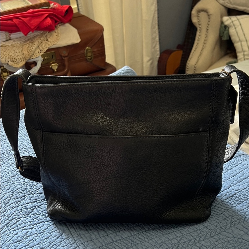 Vintage Coach Black pebble Leather Shoulder Bag